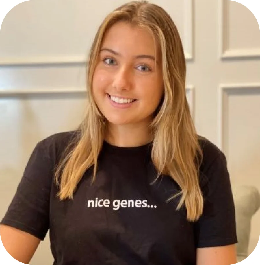 Cloe studied bioengineering at Northeastern University